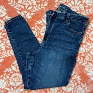 AE Next Level High-Waisted Leggings - Short